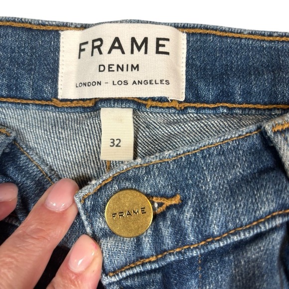 NEW Frame Le High Straight Fade In Merriweather Distressed Raw Hem Size 32 - Picture 8 of 13